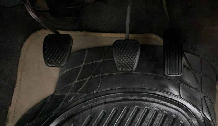 2015 Honda Amaze 1.2L I-VTEC S, Petrol, Manual, 39,487 km, Pedals