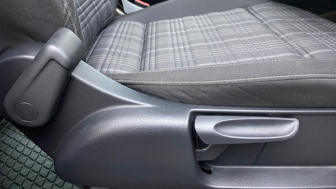 2020 Volkswagen Polo GT TSI AT 1.0, Petrol, Automatic, 8,766 km, Driver Side Adjustment Panel