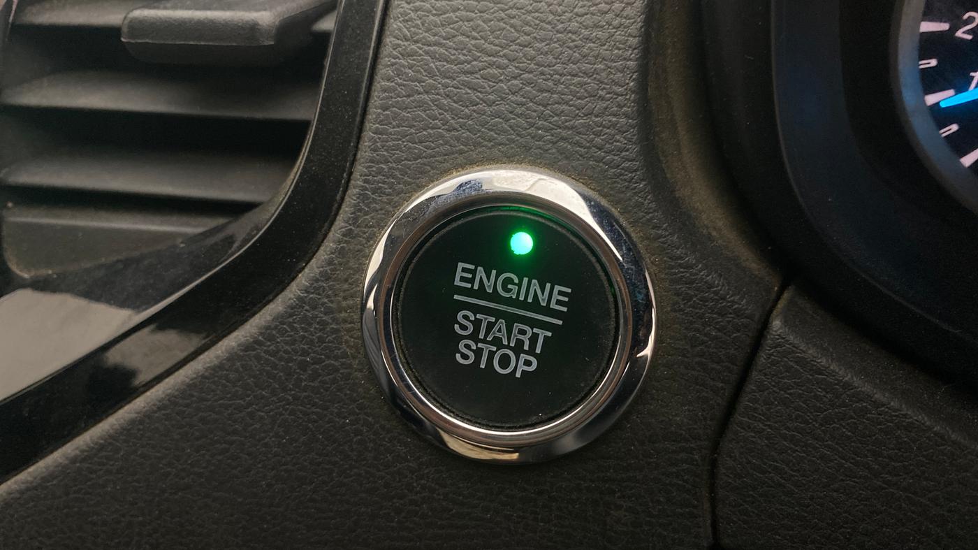 2020 Ford New Figo TITANIUM 1.2 PETROL MT, Petrol, Manual, 94,109 km, Keyless Start/ Stop Button
