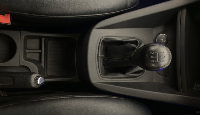 2020 Ford New Figo TITANIUM 1.2 PETROL MT, Petrol, Manual, 94,109 km, Gear Lever