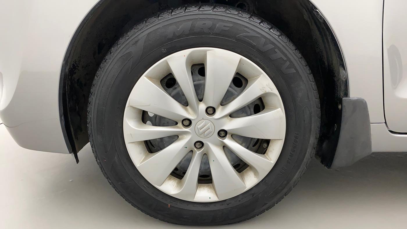 2016 Maruti Baleno DELTA PETROL 1.2, Petrol, Manual, 42,712 km, Left Front Wheel