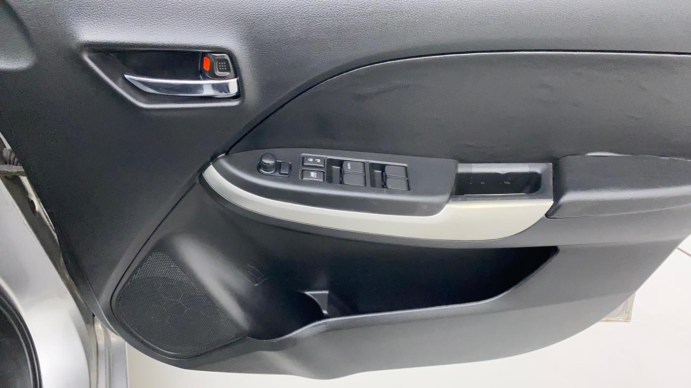 2016 Maruti Baleno DELTA PETROL 1.2, Petrol, Manual, 42,712 km, Driver Side Door Panels Control