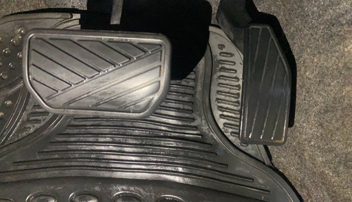 2015 Maruti Celerio VXI AMT, Petrol, Automatic, 45,849 km, Pedals