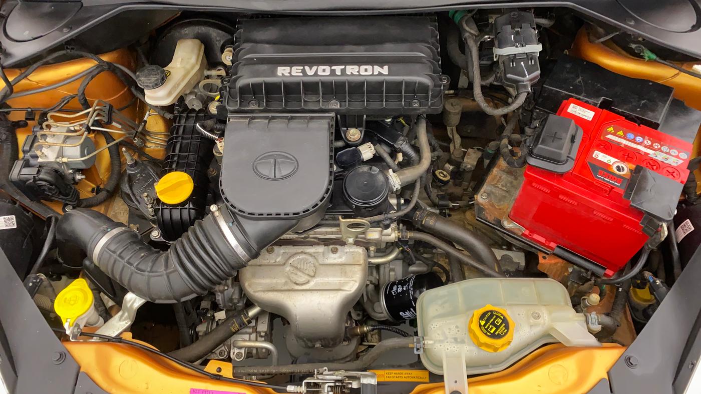 2017 Tata Tiago XZ 1.2 REVOTRON, Petrol, Manual, 11,107 km, Open Bonet