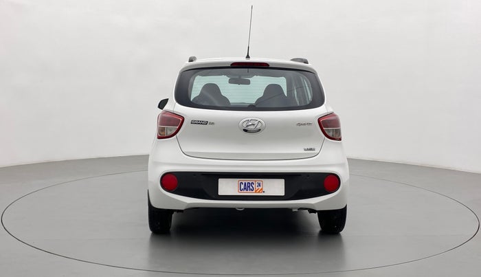 2017 Hyundai Grand i10 Sportz(O) 1.2 MT, Petrol, Manual, 61,081 km, Back/Rear
