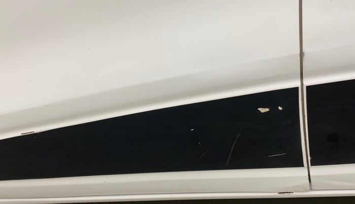 2018 Renault Kwid RXT 0.8 (O), Petrol, Manual, 61,217 km, Front passenger door - Minor scratches