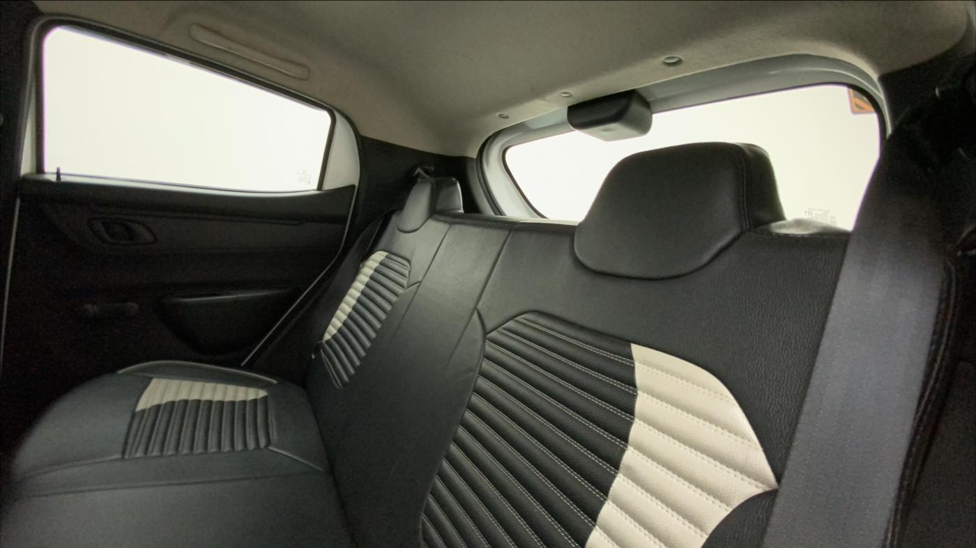 2018 Renault Kwid RXT 0.8 (O), Petrol, Manual, 61,217 km, Right Side Rear Door Cabin