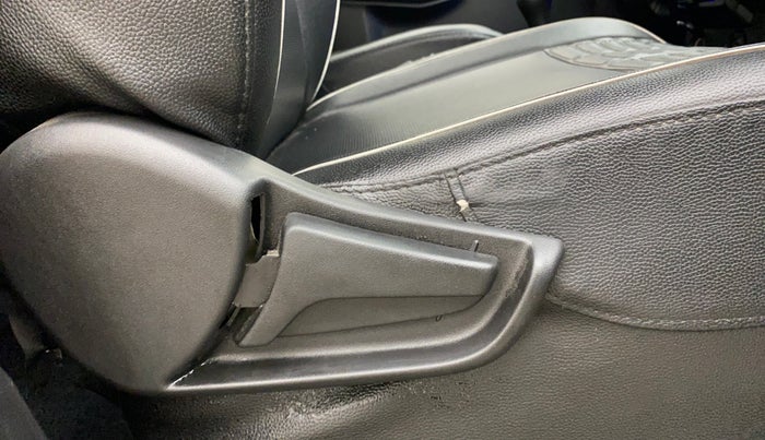 2021 Maruti S PRESSO VXI+, Petrol, Manual, 32,296 km, Driver Side Adjustment Panel