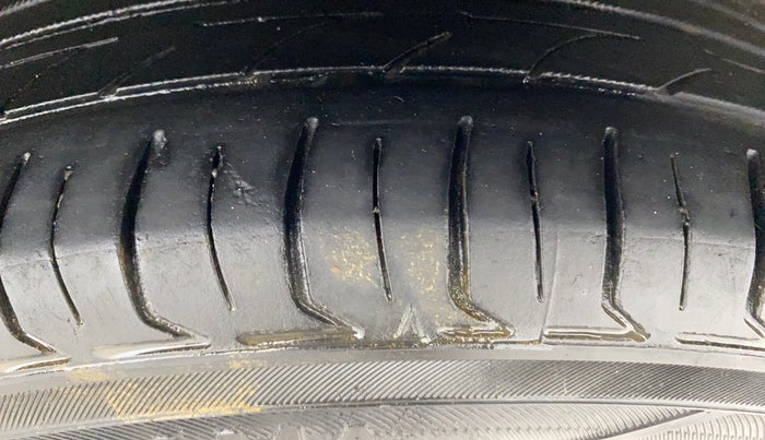 2014 Hyundai Grand i10 ASTA AT 1.2 KAPPA VTVT, Petrol, Automatic, 56,745 km, Left Rear Tyre Tread