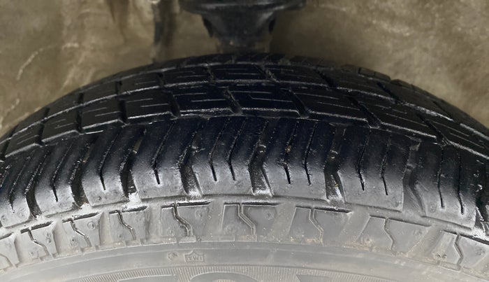 2019 Maruti Alto 800 LXI, Petrol, Manual, 21,093 km, Right Front Tyre Tread