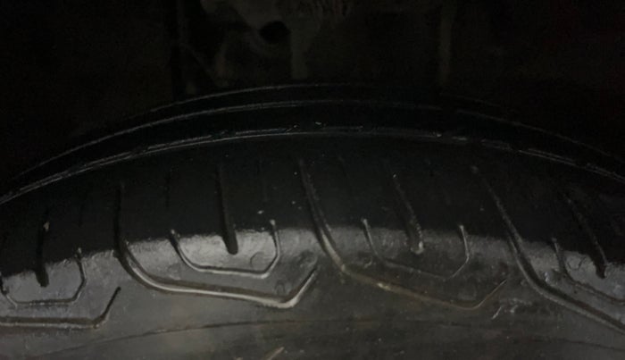 2022 Tata TIGOR XZ PLUS CNG, CNG, Manual, 63,439 km, Left Front Tyre Tread
