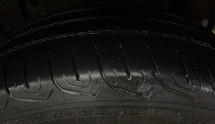 2022 Tata TIGOR XZ PLUS CNG, CNG, Manual, 63,439 km, Left Rear Tyre Tread