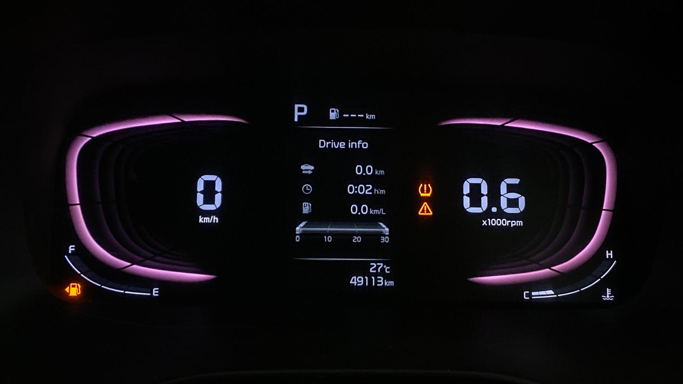 2022 KIA CARENS LUXURY PLUS 1.4 PETROL DCT 6 STR, Petrol, Automatic, 49,058 km, Odometer Image