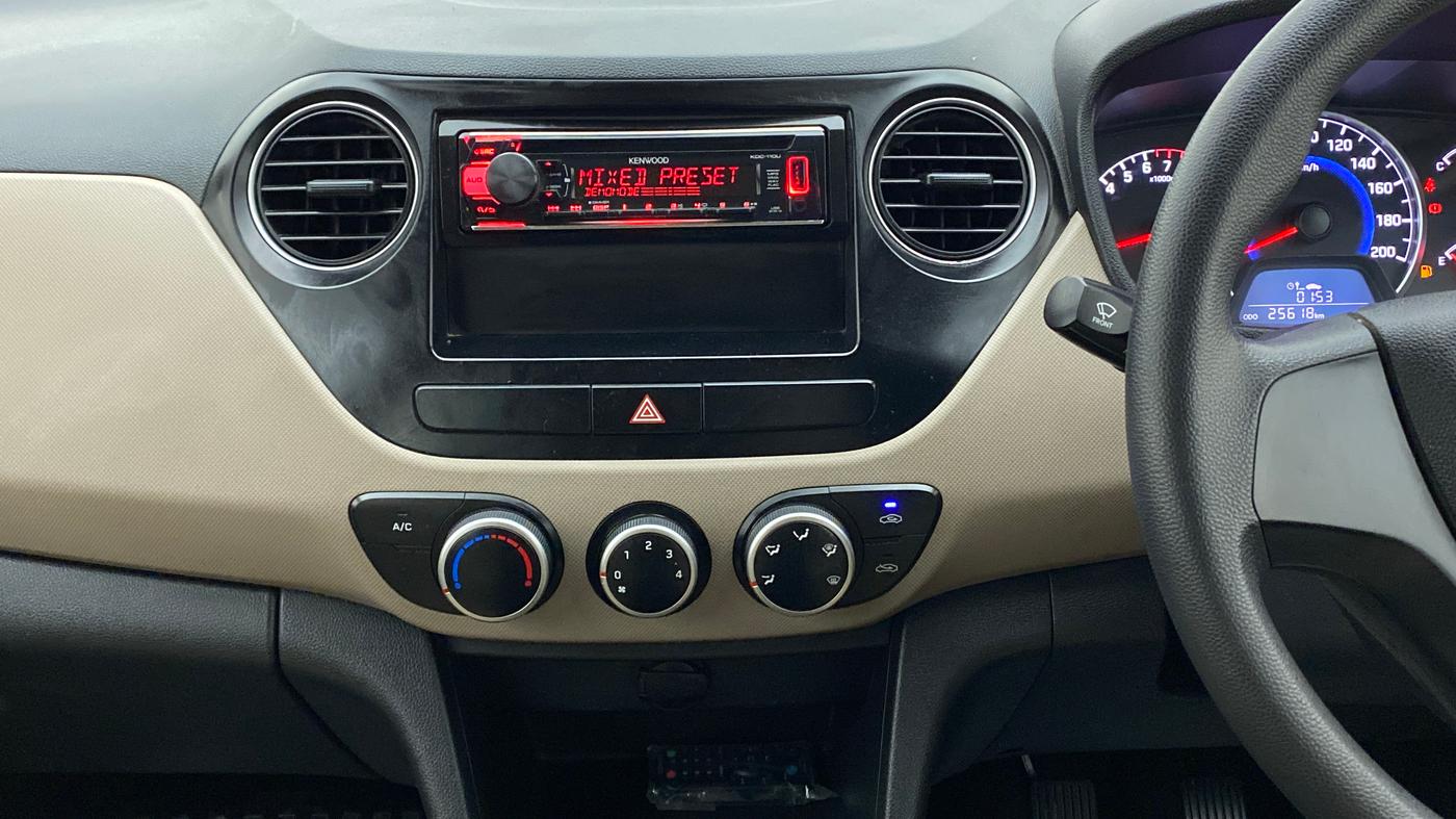 2017 Hyundai Grand i10 MAGNA 1.2 KAPPA VTVT, Petrol, Manual, 25,836 km, Air Conditioner