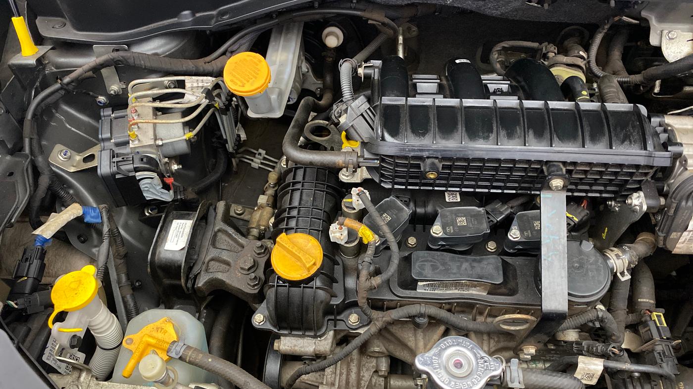 2023 Tata PUNCH PURE MT, Petrol, Manual, 19,777 km, Engine View - Right
