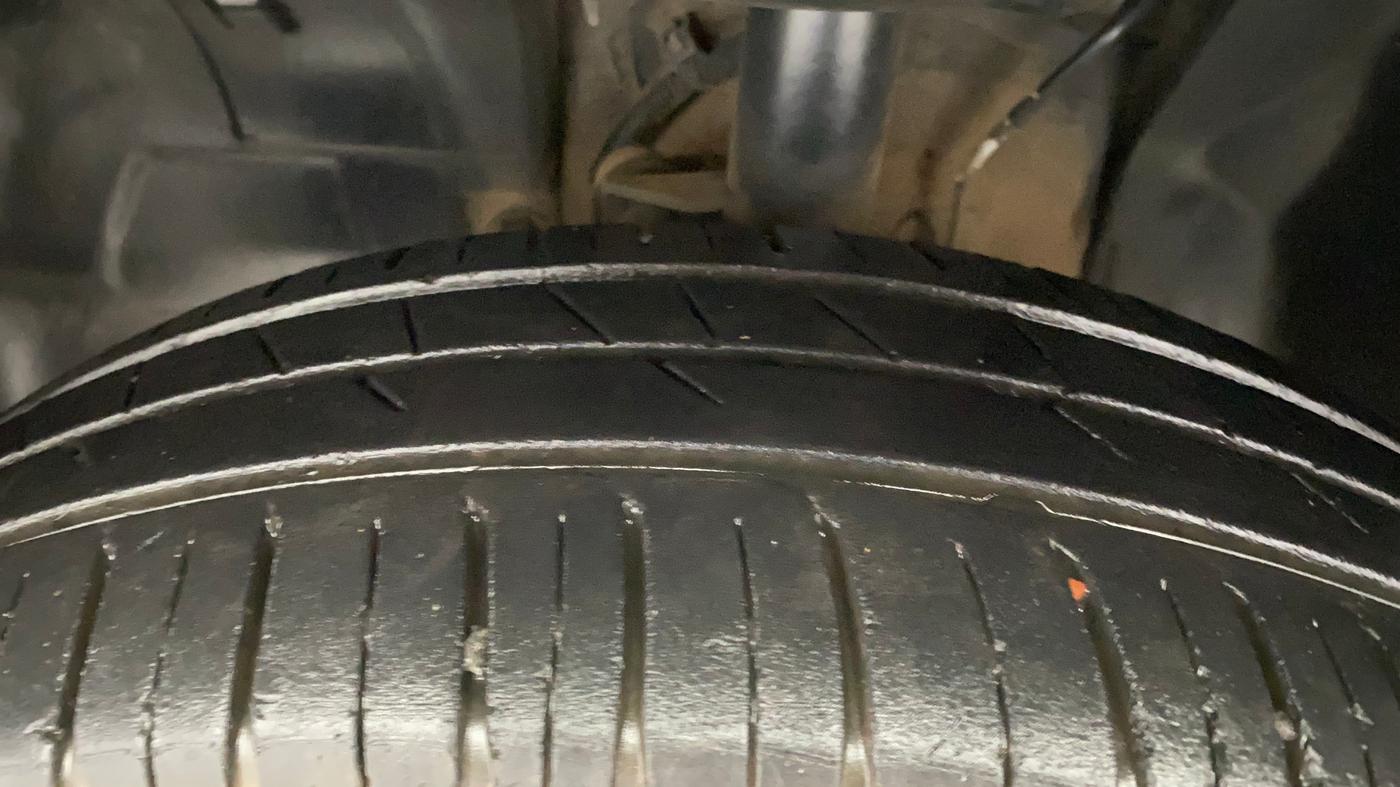 2023 Tata PUNCH PURE MT, Petrol, Manual, 19,777 km, Left Front Tyre Tread