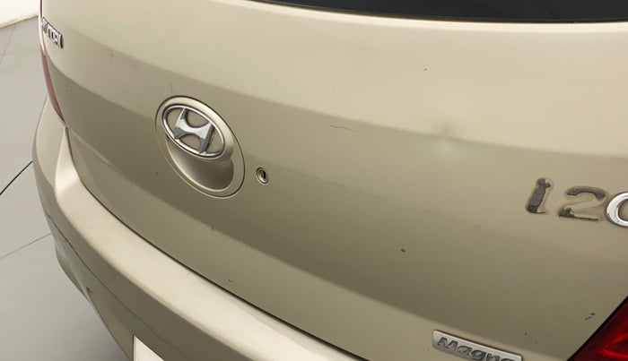 2011 Hyundai i20 MAGNA (O) 1.2, Petrol, Manual, 83,110 km, Dicky (Boot door) - Slightly dented
