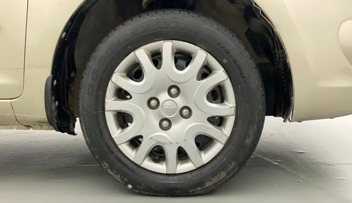 2011 Hyundai i20 MAGNA (O) 1.2, Petrol, Manual, 83,110 km, Right Front Wheel