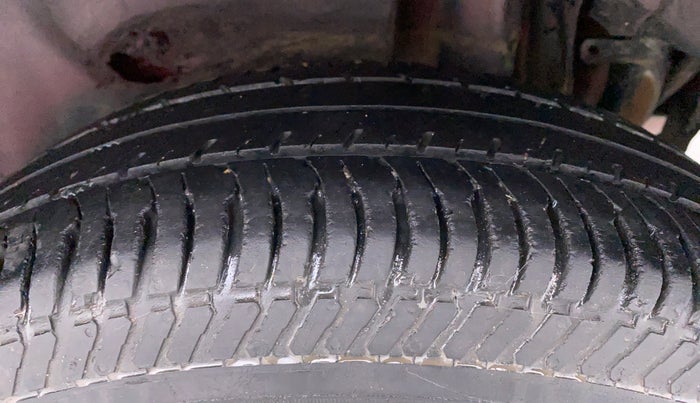 2017 Maruti Swift Dzire VDI OPT, Diesel, Manual, 74,039 km, Left Rear Tyre Tread