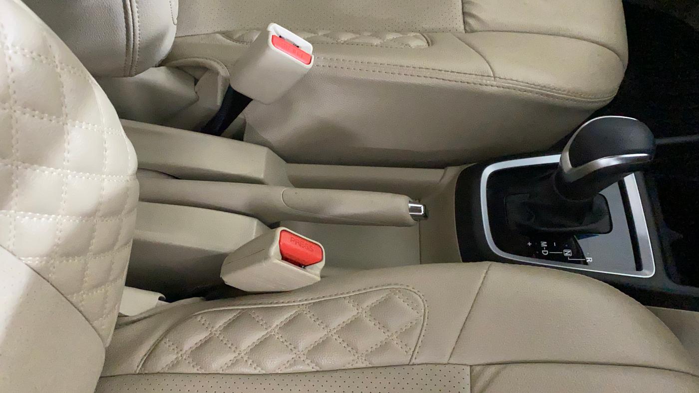 2023 Maruti Dzire VXI AMT, Petrol, Automatic, 16,608 km, Gear Lever