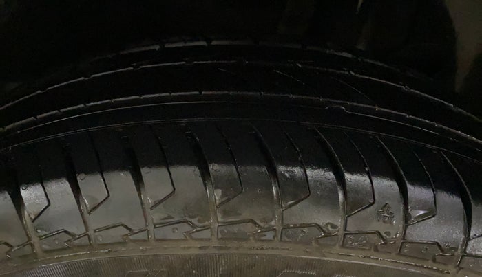 2023 Maruti Dzire VXI AMT, Petrol, Automatic, 16,608 km, Left Rear Tyre Tread
