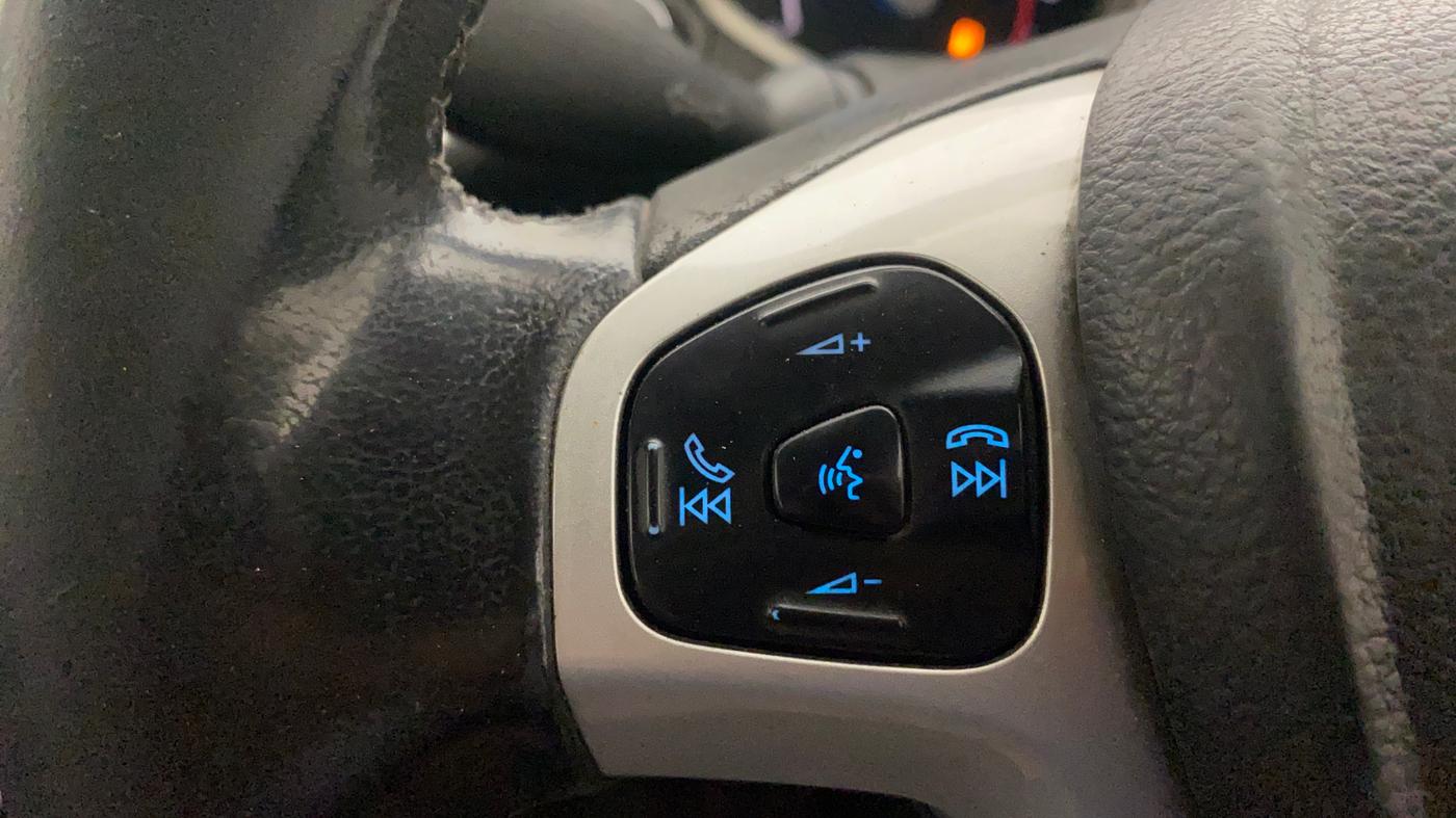 2014 Ford Ecosport TITANIUM 1.5L DIESEL (OPT), Diesel, Manual, 1,36,814 km, Adaptive Cruise Control