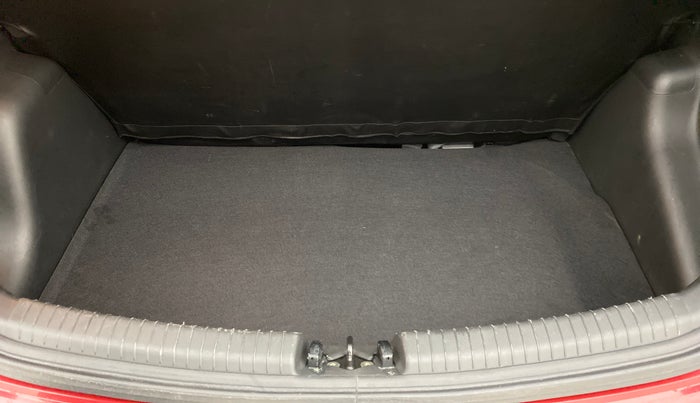 2019 Hyundai Grand i10 ASTA 1.2 VTVT, Petrol, Manual, 44,848 km, Boot Inside