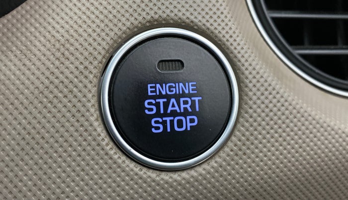 2019 Hyundai Grand i10 ASTA 1.2 VTVT, Petrol, Manual, 44,848 km, Keyless Start/ Stop Button