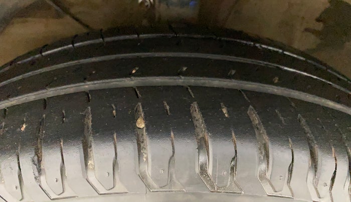 2019 Maruti Dzire ZXI PLUS AMT, Petrol, Automatic, 42,001 km, Left Front Tyre Tread