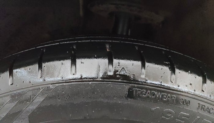 2021 Maruti Baleno ZETA PETROL 1.2, Petrol, Manual, 42,305 km, Left Front Tyre Tread