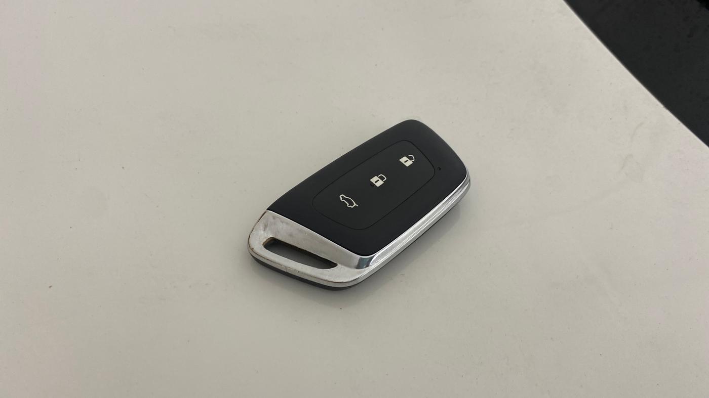 2024 MG HECTOR PLUS Sharp Pro Blackstorm 2.0 Turbo Diesel 7 STR, Diesel, Manual, 67,184 km, Key Close Up