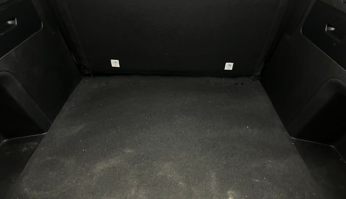 2025 Tata Curvv Pure Plus 1.2 Petrol 6MT, Petrol, Manual, 663 km, Boot Inside