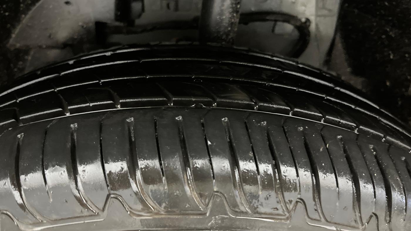 2025 Tata Curvv Pure Plus 1.2 Petrol 6MT, Petrol, Manual, 663 km, Left Front Tyre Tread