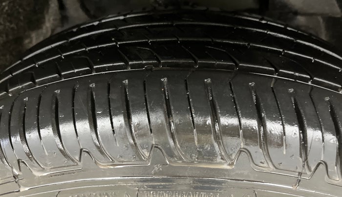 2025 Tata Curvv Pure Plus 1.2 Petrol 6MT, Petrol, Manual, 663 km, Right Front Tyre Tread