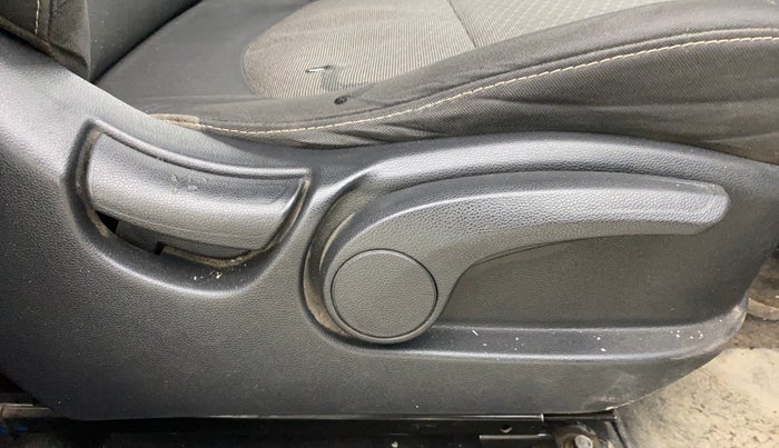 2018 Hyundai Creta SX PLUS AT 1.6 PETROL, Petrol, Automatic, 85,718 km, Driver Side Adjustment Panel