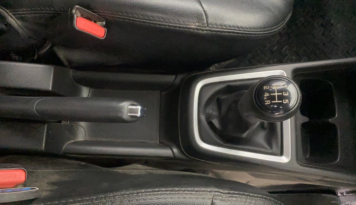 2022 Maruti Swift VXI, Petrol, Manual, 72,826 km, Gear Lever