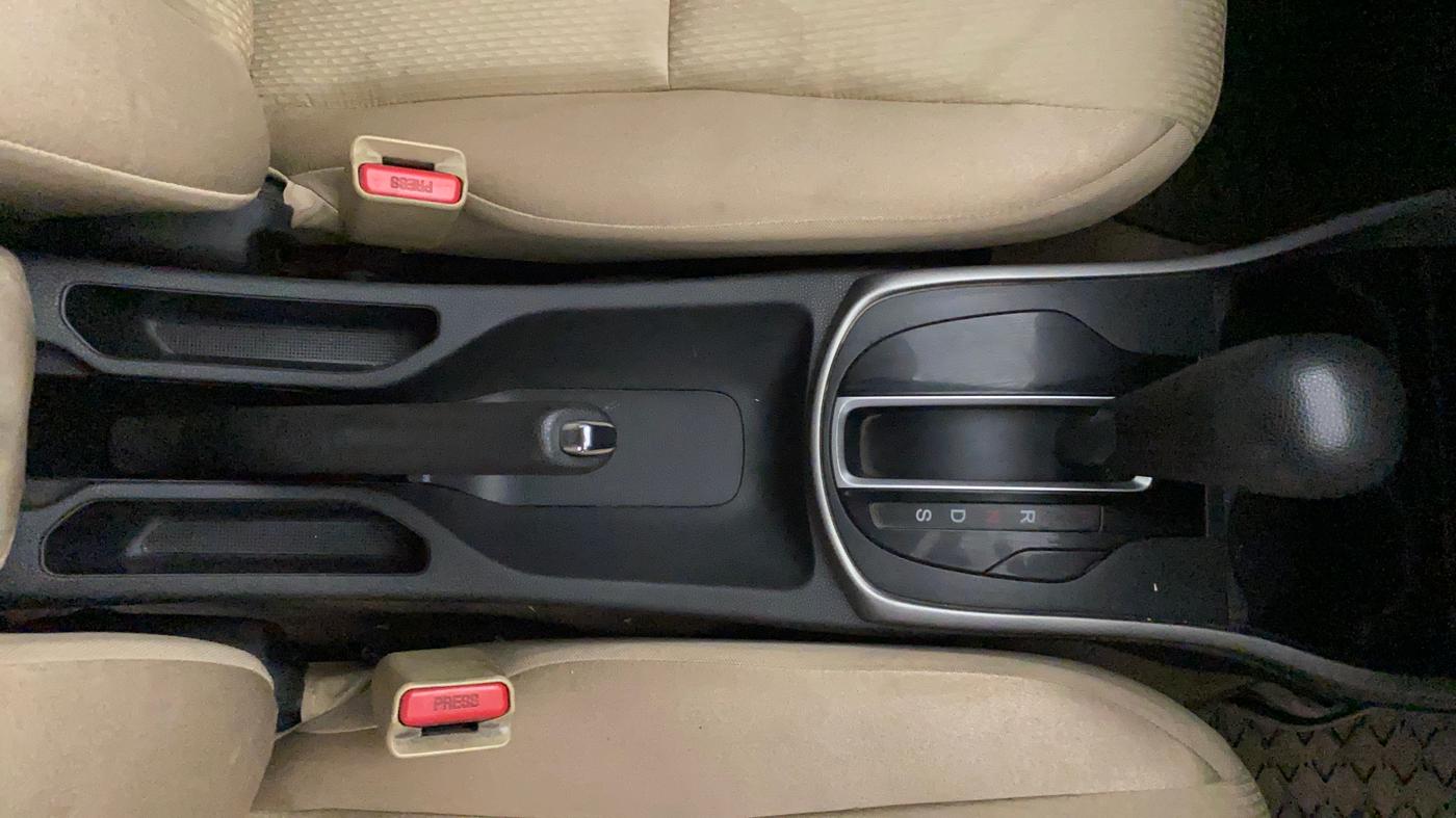 2017 Honda City 1.5L I-VTE V CVT, Petrol, Automatic, 1,00,958 km, Gear Lever