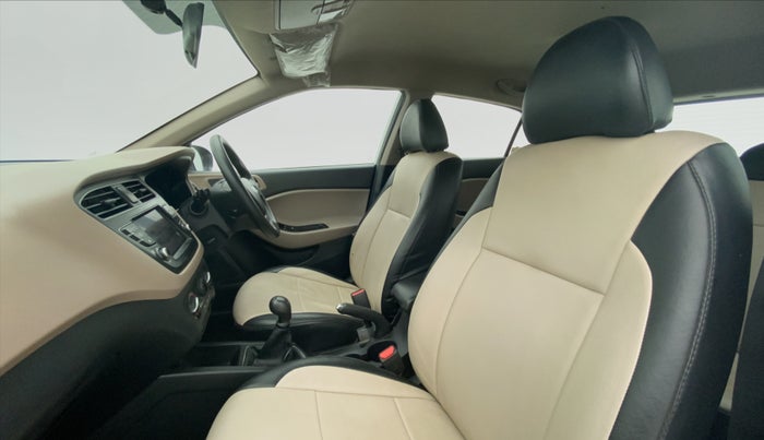 2020 Hyundai Elite i20 1.2 SPORTS PLUS VTVT, Petrol, Manual, 35,767 km, Right Side Front Door Cabin