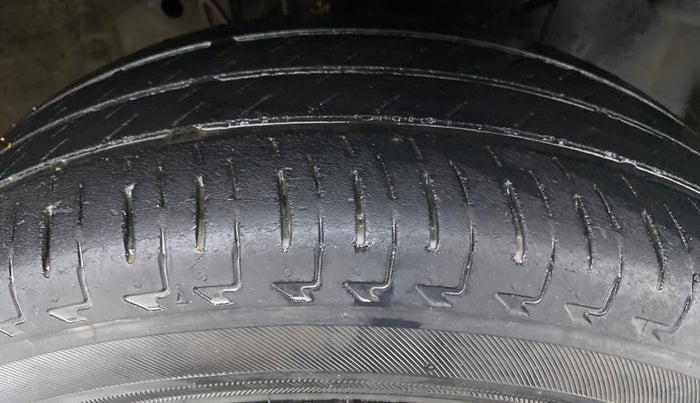 2019 Honda Amaze 1.2 SMT I VTEC, CNG, Manual, 70,306 km, Right Front Tyre Tread