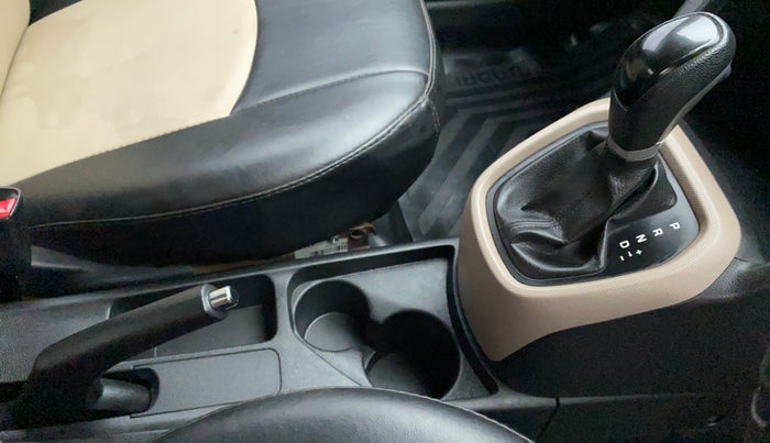 2016 Hyundai Grand i10 ASTA AT 1.2 KAPPA VTVT, Petrol, Automatic, 71,822 km, Gear Lever