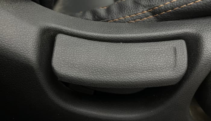 2019 Hyundai Verna 1.6 VTVT SX, Petrol, Manual, 67,297 km, Driver Side Adjustment Panel