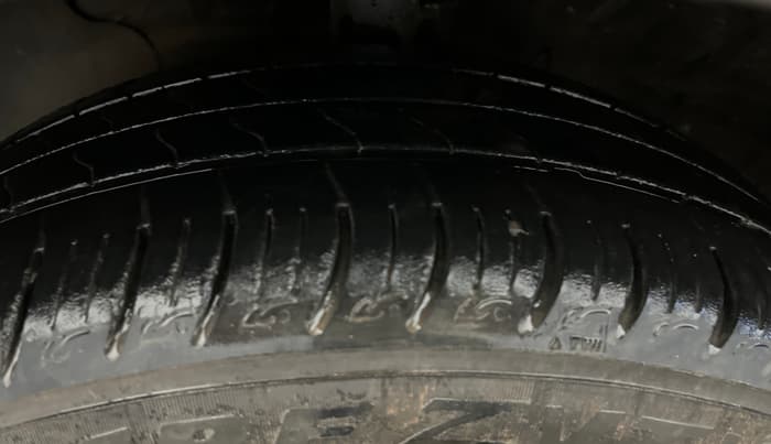 2019 Hyundai Verna 1.6 VTVT SX, Petrol, Manual, 67,297 km, Left Front Tyre Tread
