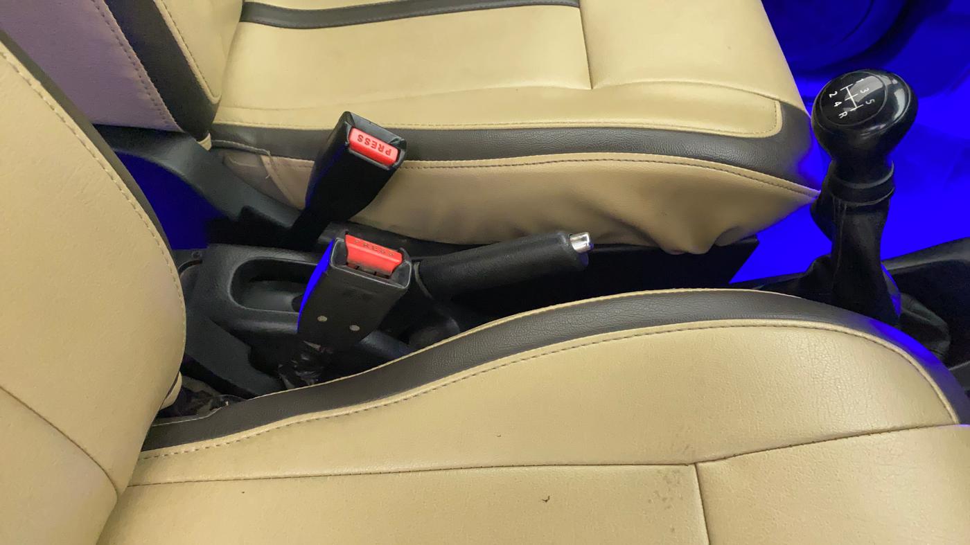 2014 Maruti Wagon R 1.0 VXI, Petrol, Manual, 92,463 km, Gear Lever