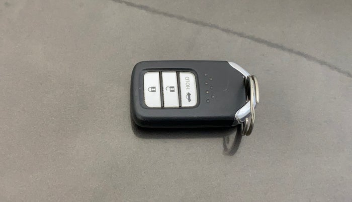 2019 Honda Amaze 1.2L I-VTEC V CVT, Petrol, Automatic, 47,134 km, Key Close Up