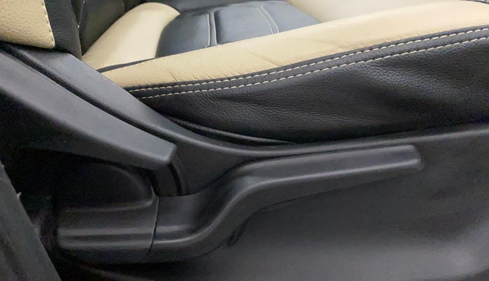 2019 Honda Amaze 1.2L I-VTEC V CVT, Petrol, Automatic, 47,134 km, Driver Side Adjustment Panel