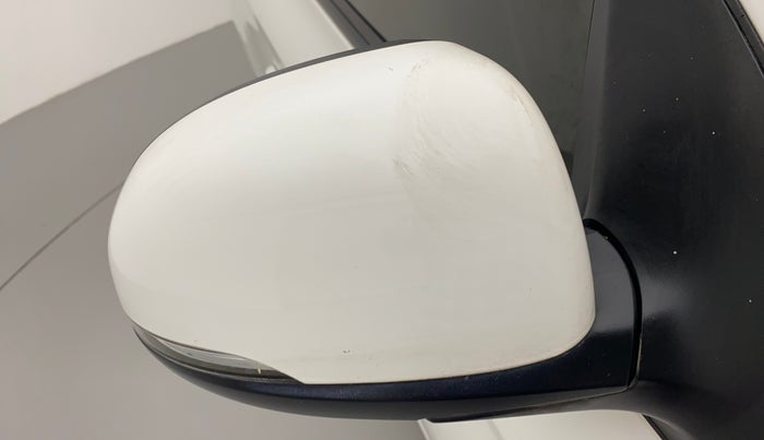 2013 Hyundai i20 SPORTZ 1.2, CNG, Manual, 97,279 km, Right rear-view mirror - Folding motor not working