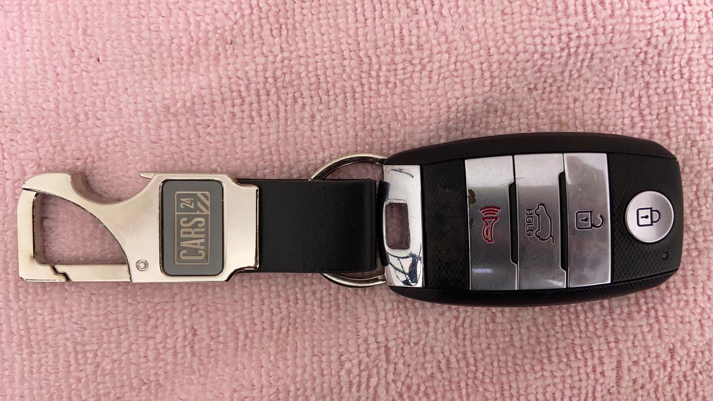 2019 KIA SELTOS GTX+ 1.4 MT, Petrol, Manual, 13,171 km, Key Close Up