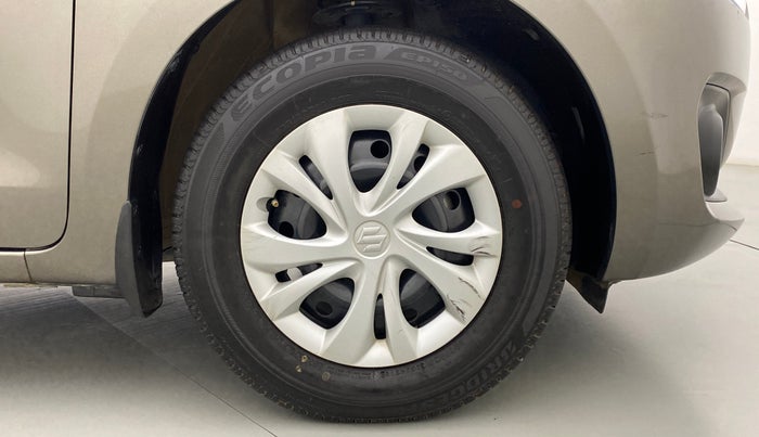 2018 Maruti Swift VXI, Petrol, Manual, 31,673 km, Right Front Wheel
