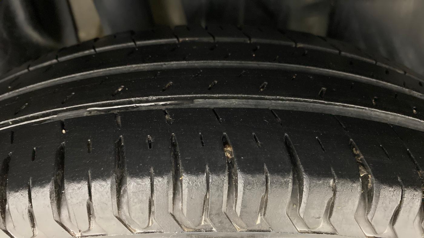 2018 Maruti Swift VXI, Petrol, Manual, 31,673 km, Right Rear Tyre Tread