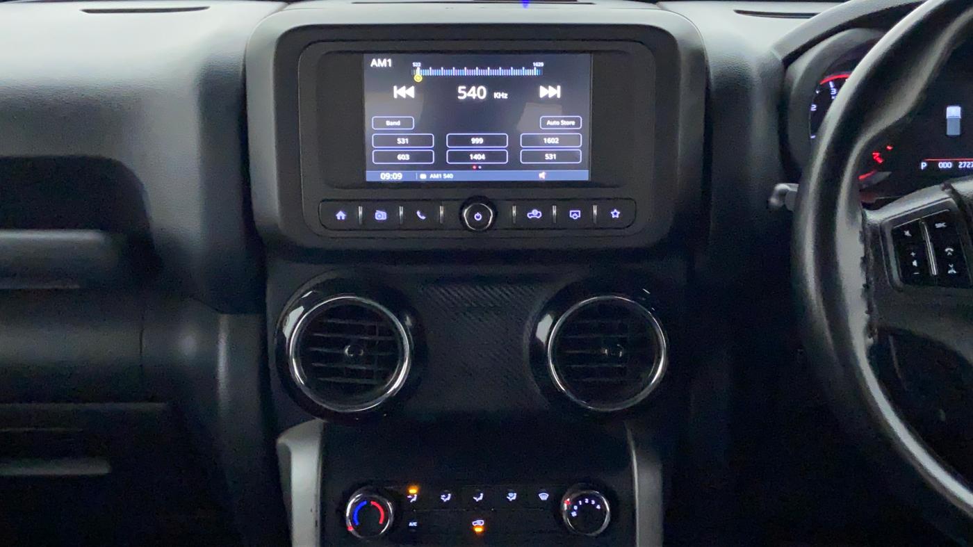 2020 Mahindra Thar LX  P 4WD AT CONVERTIBLE, Petrol, Automatic, 27,329 km, Air Conditioner